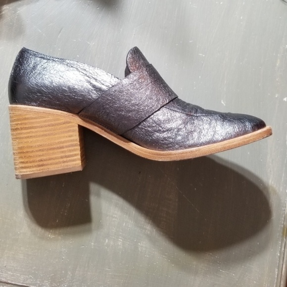 $450 COCLICO METALLIC Wedge Heel LOAFERS 38.5 - Picture 6 of 8